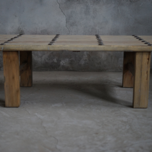 Tavolino da Caffè in Legno Massello Naturale Rustico Riciclato Stile Pannello di Porta Antica <span class=keywords><strong>con</strong></span> Design a Chiodi - Product Image 1