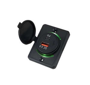 Cargador de Coche con Doble USB, Panel de 5V 3.1A 12V-24V, Adaptador de Corriente Impermeable, Enchufe de Salida Negro, Certificado CE/FCC para Autos y Embarcaciones - Product Image 1