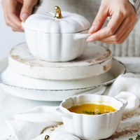 Vaisselle en porcelaine fine de style japonais, bol en céramique en forme de citrouille, bol à soupe noir à deux anses avec couvercle