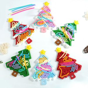 Jouet sensoriel en silicone amusant de la série Arbre de Noël pour enfants, puzzle éducatif en silicone pour enfants, planche d'activités - Product Image 3