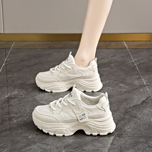 Nouvelles Chaussures de Sport Décontractées pour <span class=keywords><strong>Femme</strong></span> Printemps 2026 – Style Jeunesse Tendance, Respirantes en Maille, à Lacets, Semelle Extérieure Souple en EVA, Imperméables <span class=keywords><strong>et</strong></span> Légères - Product Image 1