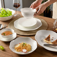 Bol à riz et dessert en céramique de porcelaine blanche pure, design minimaliste coréen en forme de pétale, pour usage domestique