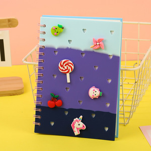 Vente flash - Couverture de carnet en silicone avec breloques DIY - Carnet à spirales A5 pour enfants - Retour à l'école - Product Image 3