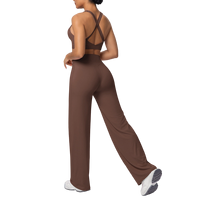 Ensemble de yoga 2 pièces personnalisé avec logo, soutien-gorge de sport à fort impact découpé couleur chair et pantalon de yoga évasé à jambe droite, ensemble de fitness pour femme