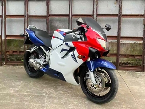 <span class=keywords><strong>Moto</strong></span> <span class=keywords><strong>sportive</strong></span> Honda CBR600 F5 600CC 4 cylindres, vitesse fulgurante pour les loisirs et le sport - Product Image 3