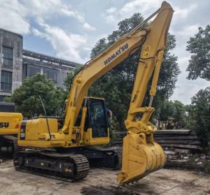 รถขุดโคมัทสึเครื่องขุด PC130-7 13ตันรถขุด pc130-7 Komatsu มือสองจากญี่ปุ่น - Product Image 1