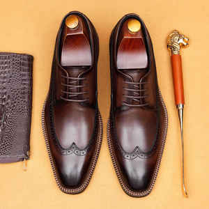 Zapatos de cuero artesanales de alta calidad y a la moda, zapatos de cuero cepillado estilo británico, zapatos de cuero para negocios, oficina y uso casual. - Product Image 2