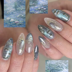 Ongles press-on artistiques de qualité supérieure, motif Nénuphars d'Émeraude Monet - Product Image 1