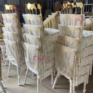 <span class=keywords><strong>Vente</strong></span> en gros de chaises et tables de salle à manger de mariage Napoléon empilables en métal doré de bonne qualité pour fêtes et événements - Product Image 3