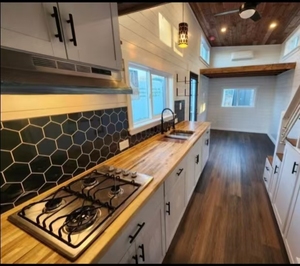 Moderna Casa Prefabricada Móvil Grande, Remolque de Viaje para Exteriores con Dormitorio Tipo RV - Product Image 5