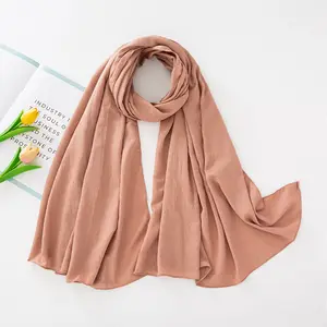 Personalizzato monocromatico cotone Rayon Crinkle Hijab Pakistan caldo vendita sciarpa testa femminile tradizione musulmano Hijab