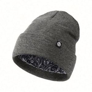 China Supplier <b>Winter</b> Knit Hat Manufacturing Solid Color Blank Satin Lined Beanie Hat Custom logo - Product Image 4