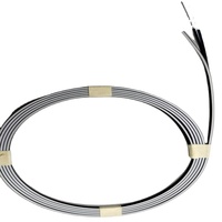Kabel Serat Optik 1 2 4 6 8 Core Outdoor FTTH Drop Cable Dengan Garis Biru Putih Merah Kuning Kabel GJYXFCH