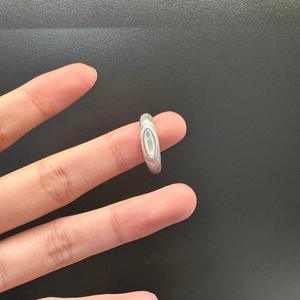 Anillo Wenchi S925 de Plata de Ley con Ágata Negra y Jade Blanco, Diseño de Estrella Mate, Estilo Simple, Casual, Único, Pequeño y Moderno - Product Image 4