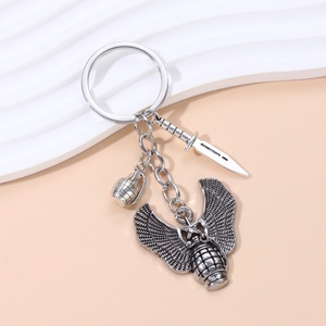Llaveros de aleación con forma de granadas de mano pequeñas, personalizados y creativos, estilo clásico y moderno para hombre, para bolso de teléfono móvil. - Product Image 4