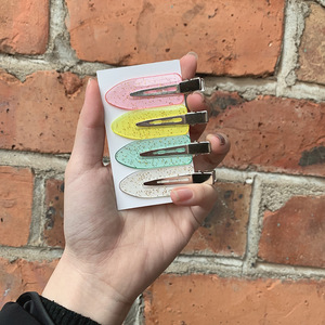 Accessoires de <span class=keywords><strong>cheveux</strong></span> de mode pour femmes coréennes pince à <span class=keywords><strong>cheveux</strong></span> goutte d'eau transparente brillante en plastique épingles à <span class=keywords><strong>cheveux</strong></span> d'acide acétique - Product Image 3