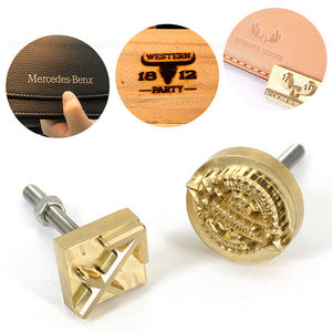 Moule d'estampage métallique personnalisé pour logo, idéal pour le gaufrage de chaussures, de savons, d'artisanat, de pain, de cuir, de poignées et de bois - Product Image 3