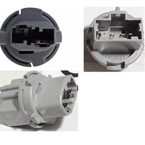 ปลั๊กไฟท้ายรถดราก้อนลีป 33515-S50-003 ปลั๊กสายไฟพลาสติกสีเทา 3 พินสำหรับฮอนด้า อคูร่า T20 - Product Image 1