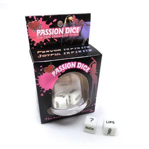 Porte-clés dés de passion DESKJOY avec mini-gobelet, <span class=keywords><strong>jeu</strong></span> de dés romantique pour couples pour une soirée en amoureux - Product Image 2