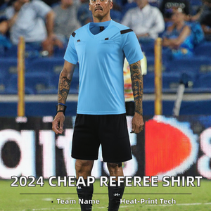 ชุดกรรมการฟุตบอลชายแบบมีโลโก้สั่งทำพิเศษ ชุดเสื้อคอวีและกางเกงขาสั้นสำหรับกรรมการฟุตบอลมืออาชีพ พร้อมกระเป๋าคู่ที่อก - Product Image 2