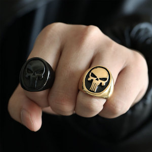 Anillo de hombre chapado en oro PVD de 14k 18k, personalizado al por mayor, de acero inoxidable 316L, resistente al deslustre, con diseño de calavera gruesa, estilo motero, para hombre. - Product Image 3