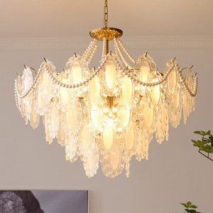 Lampadario Francese a Spettro Completo, Moderno e Semplice, Popolare con Cristalli e Perle, Illuminazione Romantica e Calda per Soggiorno - Product Image 2