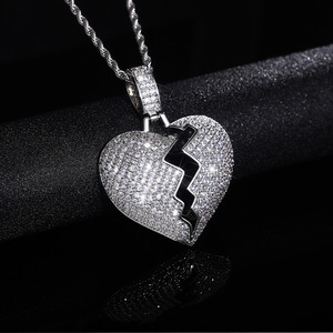 Collana con ciondolo a cuore spezzato scintillante per donna, catena con zirconi a forma di cuore, gioiello alla moda. - Product Image 2