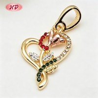 Pendentif Cœur Rose CZ Charmant en Alliage Plaqué Or 18K pour Maman, Idéal pour Cadeau et Vendeurs de Bijoux de Fête