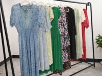 Grossistes Ball Canada Vêtements Vintage en Balles pour Hommes Robes d'Occasion de Seconde Main en Thaïlande
