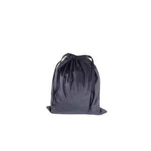 Sac cadeau en satin couleur authentique avec logo personnalisé, pochette à bijoux imprimée en sérigraphie et sac en coton à cordon - Product Image 1