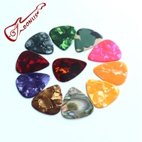 Plectre de guitare en celluloïd nacré de 1,0 mm, motif écaille de tortue, plusieurs couleurs, personnalisable avec logo – Vente en gros