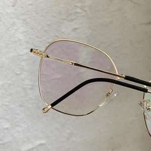 Monture de lunettes en métal Qianai, ronde, unisexe, pour myopie, anti-UV et anti-lumière bleue, taille moyenne - Product Image 4