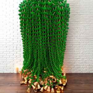 Guirnalda Decorativa Artificial de Lana con Pompones y Acentos Florales para Decoración de Interiores, Flores Decorativas y Arreglos Botánicos - Product Image 1