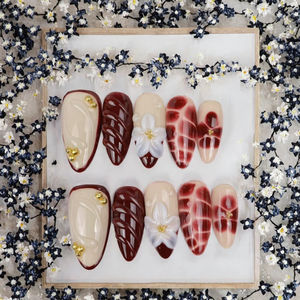 <span class=keywords><strong>Uñas</strong></span> Postizas Francesas Reutilizables de Alta Calidad, Forma Almendrada Cuadrada, Flores Tridimensionales Talladas, <span class=keywords><strong>Color</strong></span> Café - Product Image 3