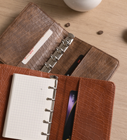 Carnet de notes en cuir A6 personnalisé bloc-notes de poche en PU avec 6 classeur à anneaux Agenda Planner Organisateur rechargeable à feuilles mobiles avec bande élastique