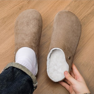 Nouvelles pantoufles en coton pour hommes, style 2025, plates, durables, chaudes et confortables, chaussures en coton tendance, pantoufles d'intérieur - Product Image 4