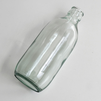 Bouteille en verre d'eau gazeuse de 300ml Bouteille d'eau pétillante en verre Bouteille transparente de 300ml pour l'eau