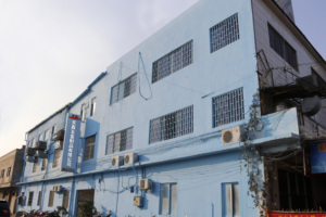 Tùy chỉnh kim loại giáo dục đồ chơi Keyring 3D Cube laser logo Keychain quảng cáo micro cube chủ chốt - Product Image 6