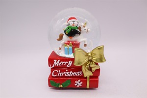 Bola DE AGUA DE Ángel de Navidad de 100MM, pingüino de Papá Noel, Reno montando <span class=keywords><strong>en</strong></span> bicicleta, globo de nieve de resina con lazo de oro rojo, caja de regalo - Product Image 2