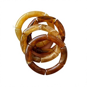 Escultura de Resina Circular, Pieza Decorativa Coleccionable de Forma Redonda, Elaborada con Técnica de Fundición - Product Image 1