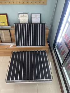 Ripiano a rullo di alimentazione per gravità con Display scorrevole per bevande - Product Image 4