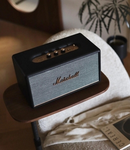 Altavoz Marshall <span class=keywords><strong>Stanmore</strong></span> III para el Hogar, Sonido Estéreo Potente, Controles de Graves y Agudos |   Conexión a la red eléctrica |   Compatible con Reproductores de Discos - Product Image 4