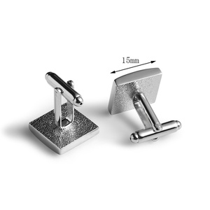 Boutons de manchette en métal personnalisés de haute qualité, design carré simple, pour vêtements formels pour hommes, vente en gros - Product Image 4
