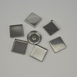 Ombretto Minerale LM Personalizzato in Sei Colori con Finitura Opaca e Brillante 1g - Product Image 1