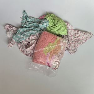 Trapos de limpieza de camisetas recicladas de color claro, 100% algodón, a granel, lisos, para limpieza industrial - Product Image 1