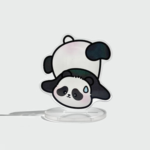 Ornements de bureau créatifs en acrylique Panda Noir et Blanc, décorations de bureau mignonnes et colorées, style dessin animé, en stock transfrontalier - Product Image 4