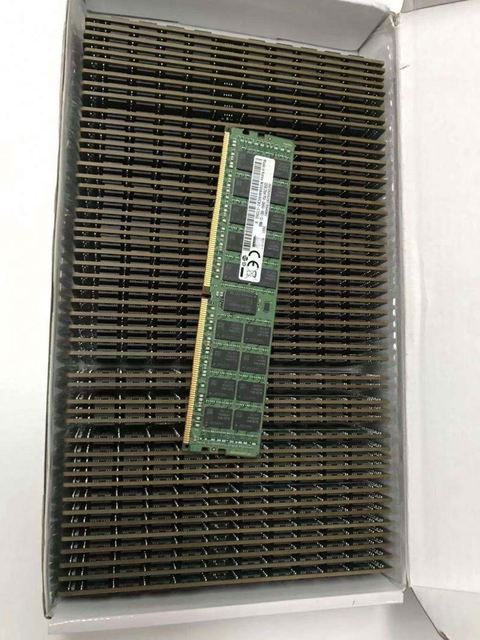 New in Stock M321R8GA0PB0-CWMXH 64GB PC5-44800 DDR5-5600MHz ECC Registered RDIMM Dual Rank Memory Module for Server
