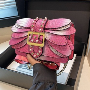 Bolso de Noche Elegante de PU para Mujer con Cadena de Perlas, Cartera de Mano para Banquete, Bolso de Hombro Cruzado para Fiesta - Product Image 4