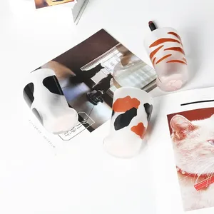 Criativo <span class=keywords><strong>Cute</strong></span> Cartoon <span class=keywords><strong>Cat</strong></span> Paw <span class=keywords><strong>Glass</strong></span> 300ML Eco-friendly Travel Mug com tampa de palha para água Suco de leite e bebidas frias - Product Image 3