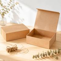 Boîte en carton pliable blanche avec fermeture magnétique, réduction de 80% des frais d'expédition, emballage en carton rigide de luxe pour matériaux recyclés